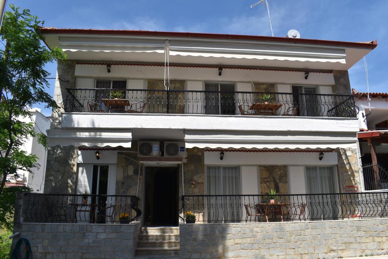 Aestas Vergia Apartments 2 Nea Kallikrateia Exterior foto